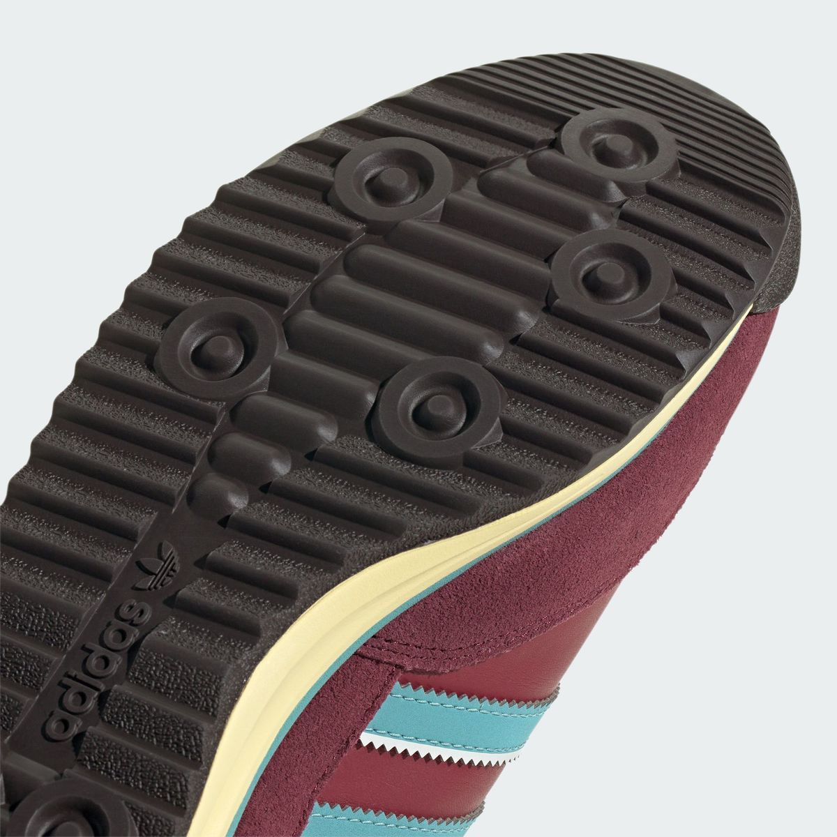 adidas SL72 JR0049 гүйлтийн пүүз